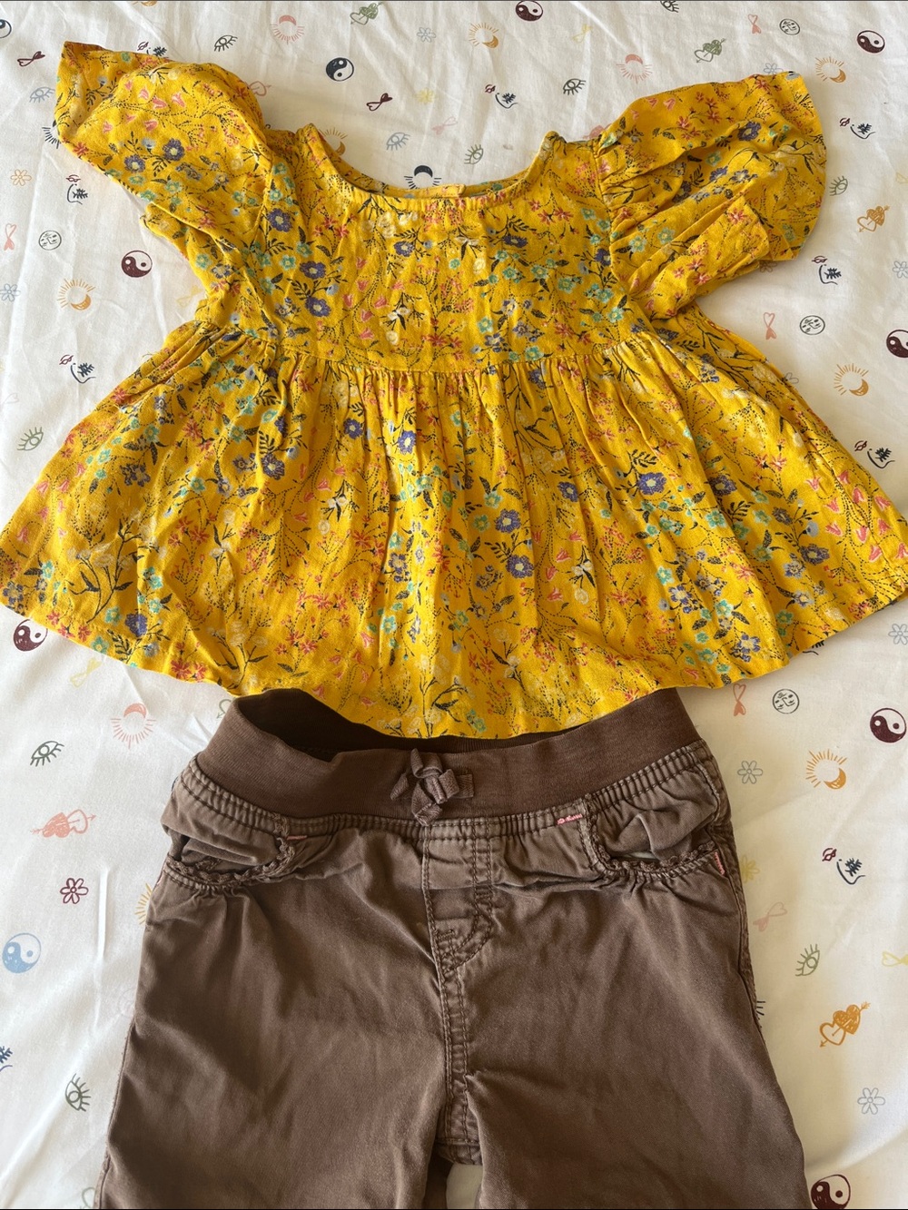 Old Navy Yellow Floral Top with Brown Trim